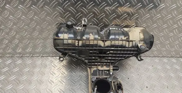 Toyota Auris 150 Intake manifold
