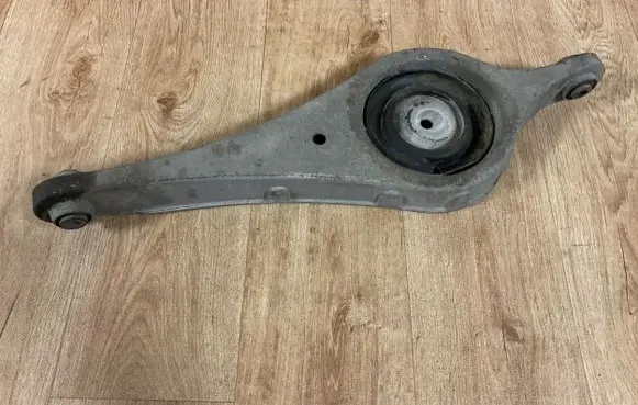 Volvo V70 Rear upper control arm/wishbone 6G915K652