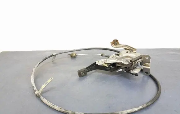 Infiniti Q50 Handbrake/parking brake lever assembly 