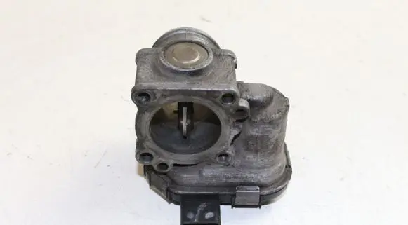 Ford C-MAX II Throttle valve 9673534480