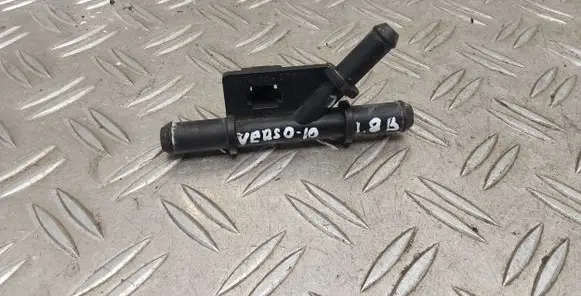 Toyota Verso Engine coolant pipe/hose 922592