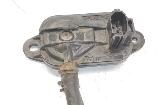 Volvo C30 Exhaust gas pressure sensor 3M5A5L200AB