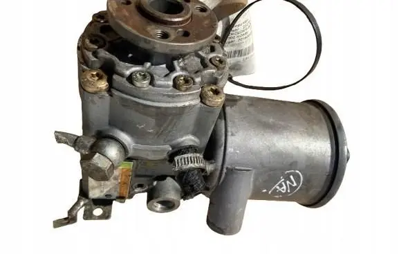 Mercedes-Benz E W210 Power steering pump A2104662701