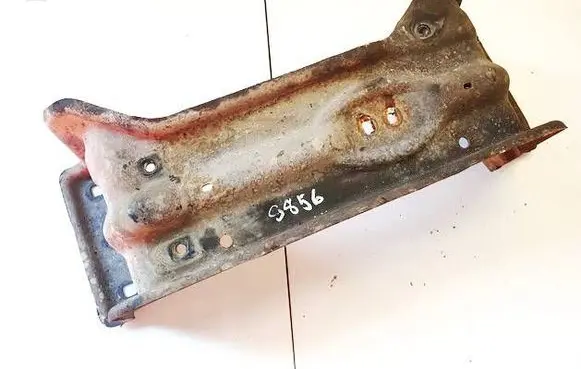 Mercedes-Benz ML W164 Engine mounting bracket