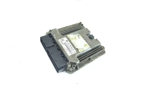 Volkswagen Golf V Engine control unit/module 03l906022hs 0281015333