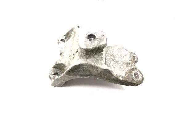 Audi A8 S8 D4 4H Engine mounting bracket 4H0199307AK 00057325