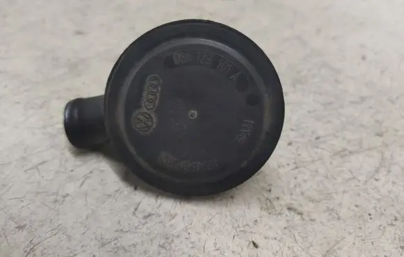 Audi A3 S3 8L Breather valve 