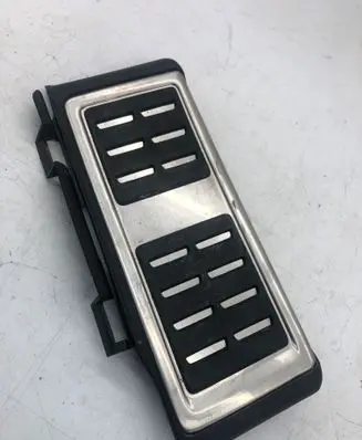 Volkswagen T-Roc Foot rest pad/dead pedal 5Q1864551A