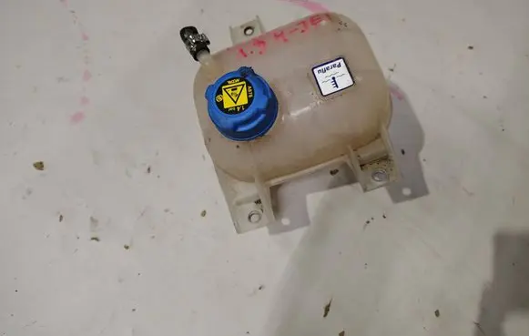 Fiat Doblo Coolant expansion tank/reservoir 