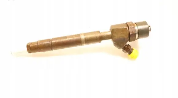 Mercedes-Benz C W203 Fuel injector 0445110177