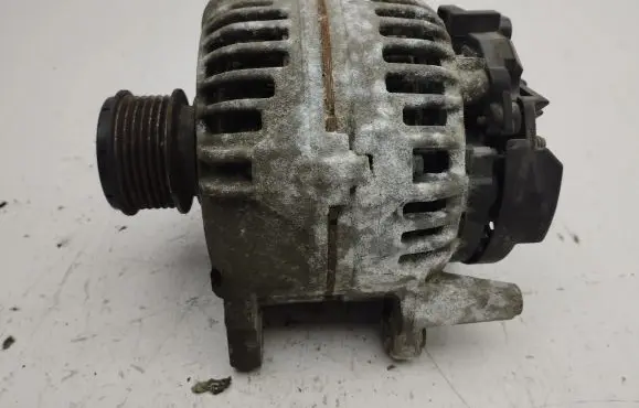 Seat Ibiza III (6L) Generator/alternator 045903023A