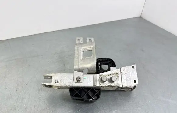 BMW 3 G20 G21 Radiator support slam panel bracket 9895623