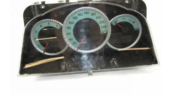 Toyota Corolla Verso AR10 Speedometer (instrument cluster) 838000F060L