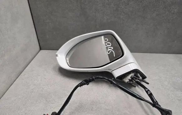 Audi A7 S7 4G Front door electric wing mirror E1021105