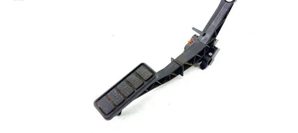 Volvo 740 Accelerator throttle pedal 1272618