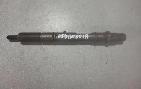 Audi A6 S6 C5 4B Fuel injector 059130201A