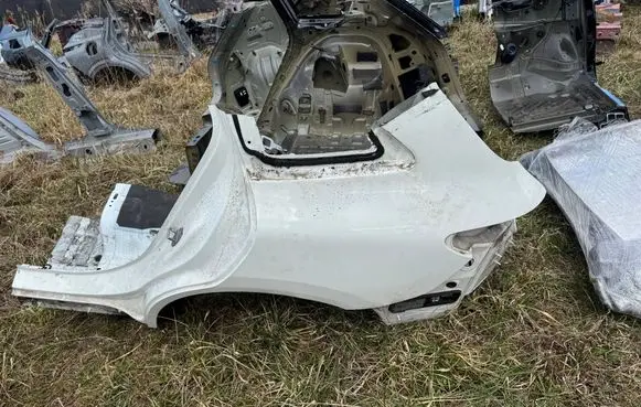 Mercedes-Benz EQC Rear quarter panel AASCS