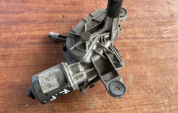 Citroen C4 I Picasso Wiper motor 9654063180 53567912