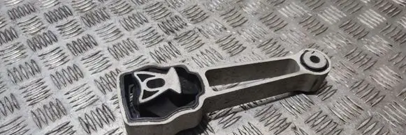 Volvo V60 Engine mount bracket 31670126