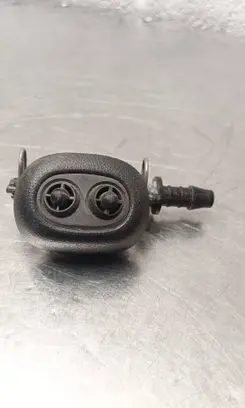 Volvo XC70 Headlight washer spray nozzle