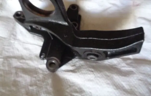 Peugeot 5008 II Driveshaft support bearing bracket 9680482980