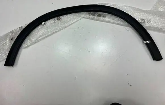 Mercedes-Benz GLC C253 Rear arch trim A2538850622