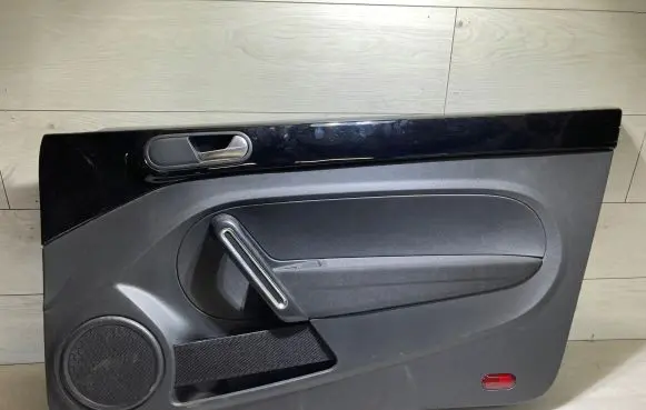 Volkswagen Beetle A5 Front door card panel trim 5C5867012