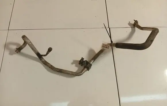 Air conditioning (A/C) pipe/hose