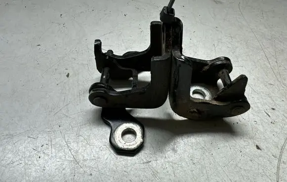Renault Scenic IV - Grand scenic IV Front door upper hinge 