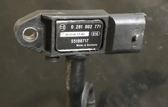 Opel Astra H Exhaust gas pressure sensor 55198717 55562406