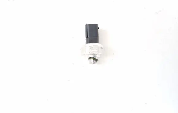 Mercedes-Benz B W246 W242 Air conditioning (A/C) pressure sensor A2110000283