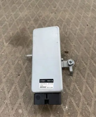 Nissan Juke I F15 Fuel injection pump control unit/module 1049930740 170011KA1A 17001