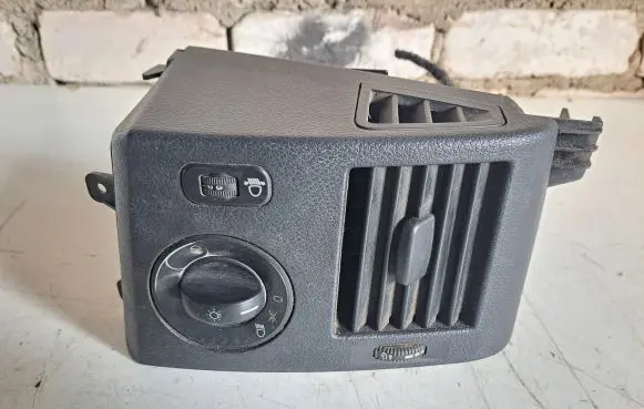 Mercedes-Benz Sprinter W906 Light switch 9065450104