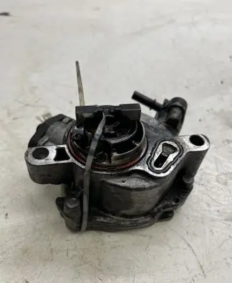 Citroen C4 Grand Picasso Vacuum pump 9804021880