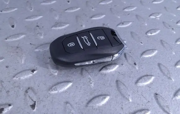 Peugeot 308 Ignition key/card 98105588ZD