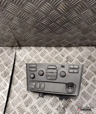 Volvo XC70 Climate control unit 7923