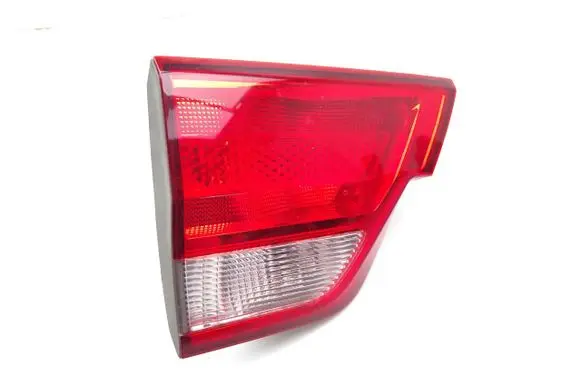 Jeep Grand Cherokee Tailgate rear/tail lights ASM70091AE HSG70099