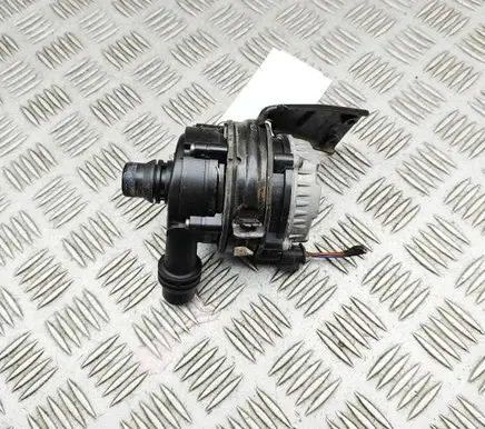 Mercedes-Benz E W238 Electric auxiliary coolant/water pump A0005002686 0392024050