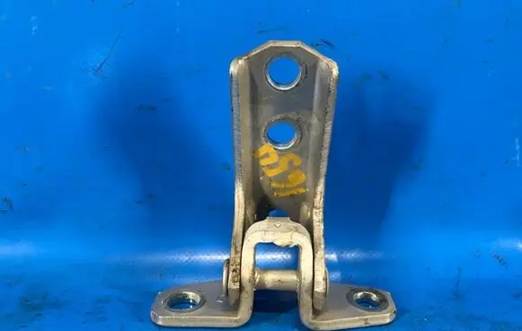Mitsubishi Outlander Front door hinge set 5702A005