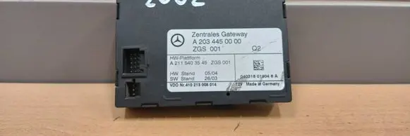 Mercedes-Benz C W203 Gateway control module A2034450000 A2115403545