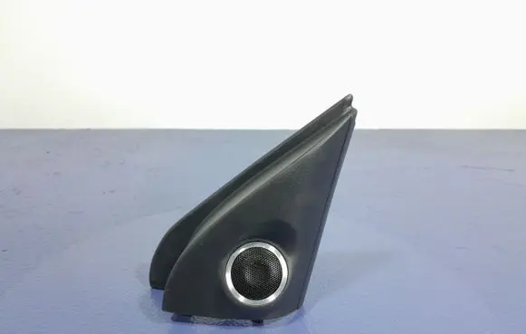 Mitsubishi Outlander Other sill/pillar trim element 7221B592