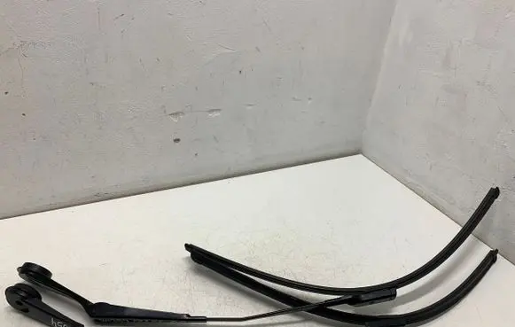 Ford Focus Windshield/front glass wiper blade BM5117526AC BM5117526BC