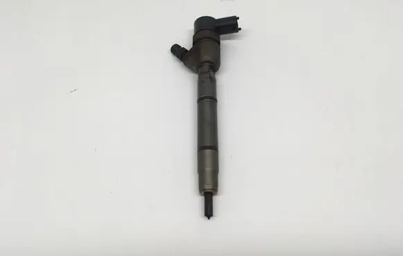 KIA Ceed Fuel injector 0445110320