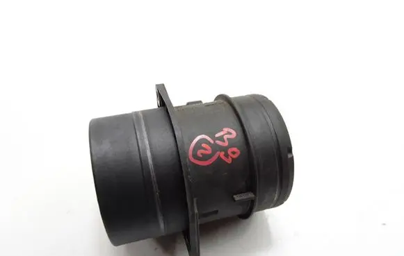 Volkswagen PASSAT B8 Mass air flow meter 0281002956 03L906461A 349969821