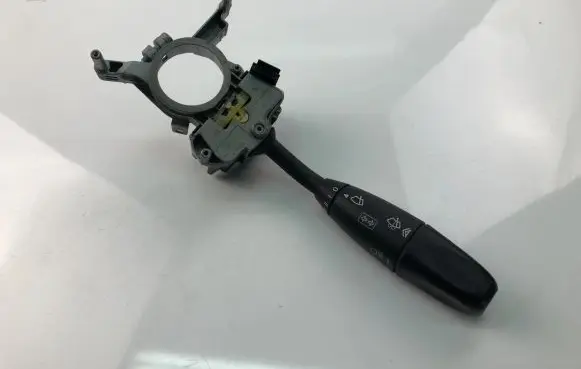 Mercedes-Benz Sprinter W906 Indicator stalk A9065450310