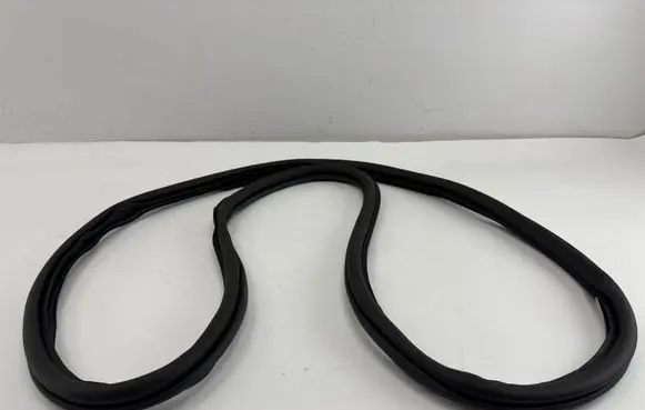 Audi Q2 - Rubber seal rear door 81A833721A