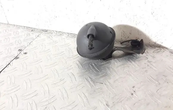 Vacuum air tank
