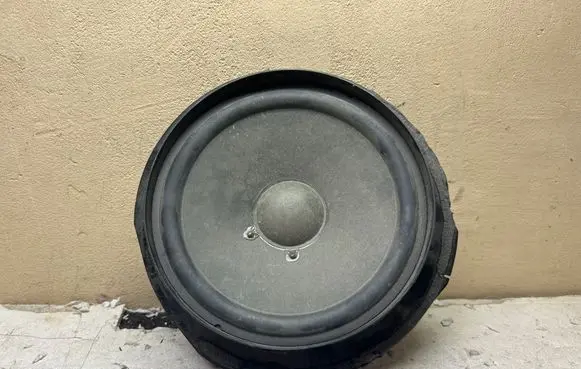 Mercedes-Benz E W211 Front door speaker A2118207102