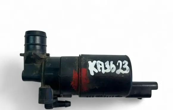 Peugeot 107 Windscreen/windshield washer pump 8200031805