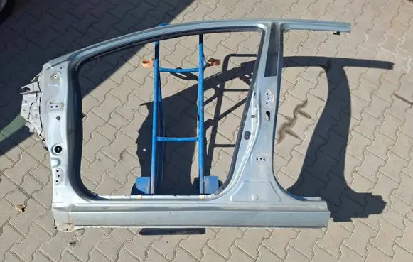 Toyota Yaris Pillar (middle) YARISIIISLUPEK